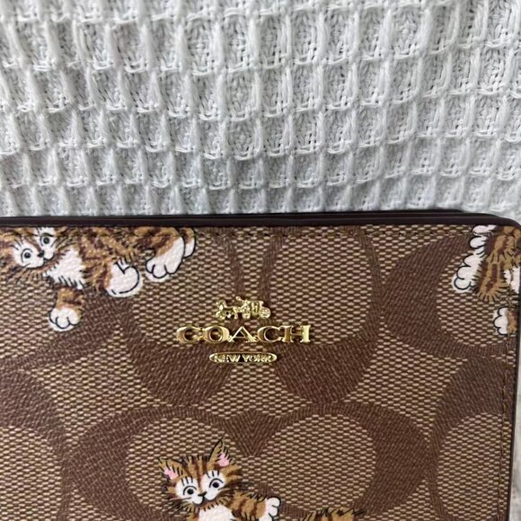 NEW Coach Snap Wallet In Signature Canvas With Dancing Kitten Print - Picture 3 of 9